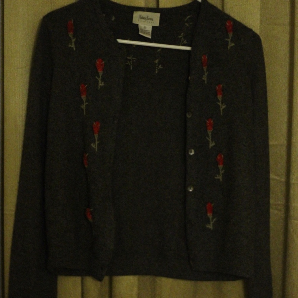 Neiman Marcus Cashmere Sweater